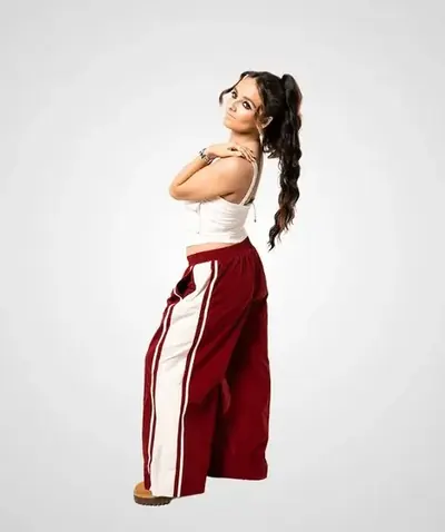 Aleya Mae, press shot