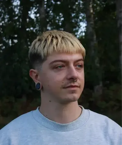 Bully, press shot