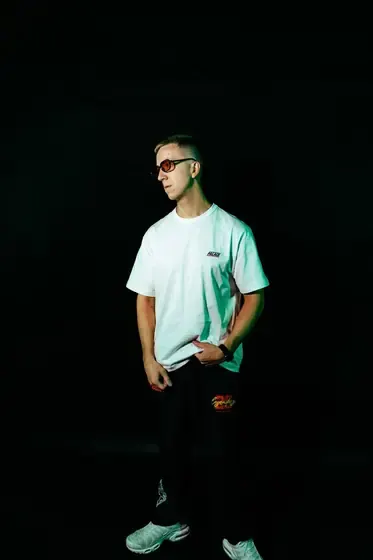 DRZ, press shot