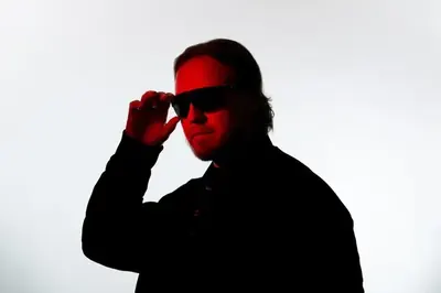 Enei, press shot