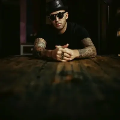 Evil B, press shot