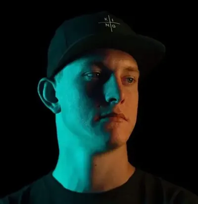 Furniss, press shot