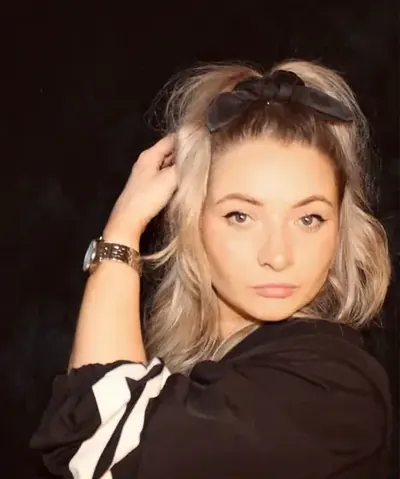 Georgia Michel, press shot