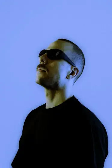Gino, press shot