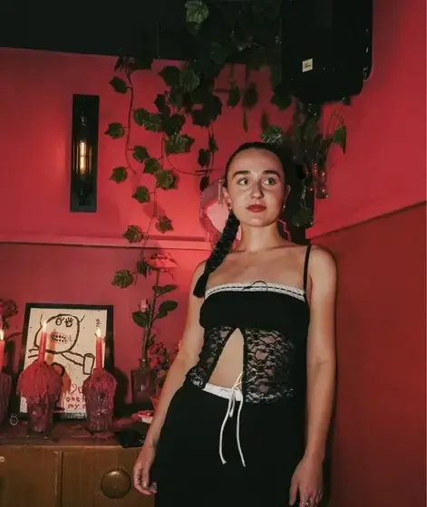 Lauren-Paige press photo