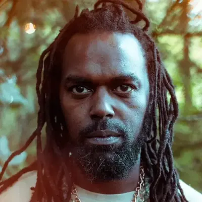 Specialist Moss, press shot